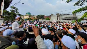 Pendukung Rizieq Shihab <i>Geruduk</i> DPRD Kota Bogor, Ingin Dialog dengan Bima Arya