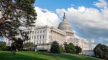 Senate Approves Short-Term Law, US Escapes Shutdown