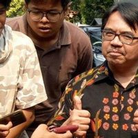 Ade Armando 'Tampar' Saifuddin Ibrahim yang Usulkan Kemenag Hapus 300 Ayat Al-Qur'an: Ini Penghinaan!