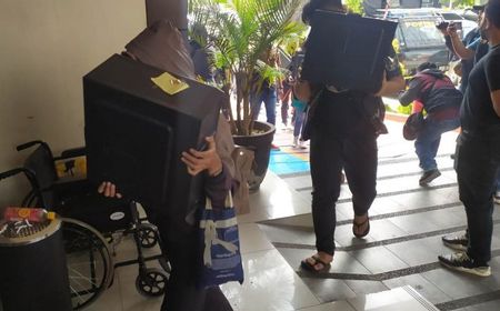 Polda Jabar Beberkan Nama Puluhan Pinjol Ilegal yang Digerebek di Sleman DIY