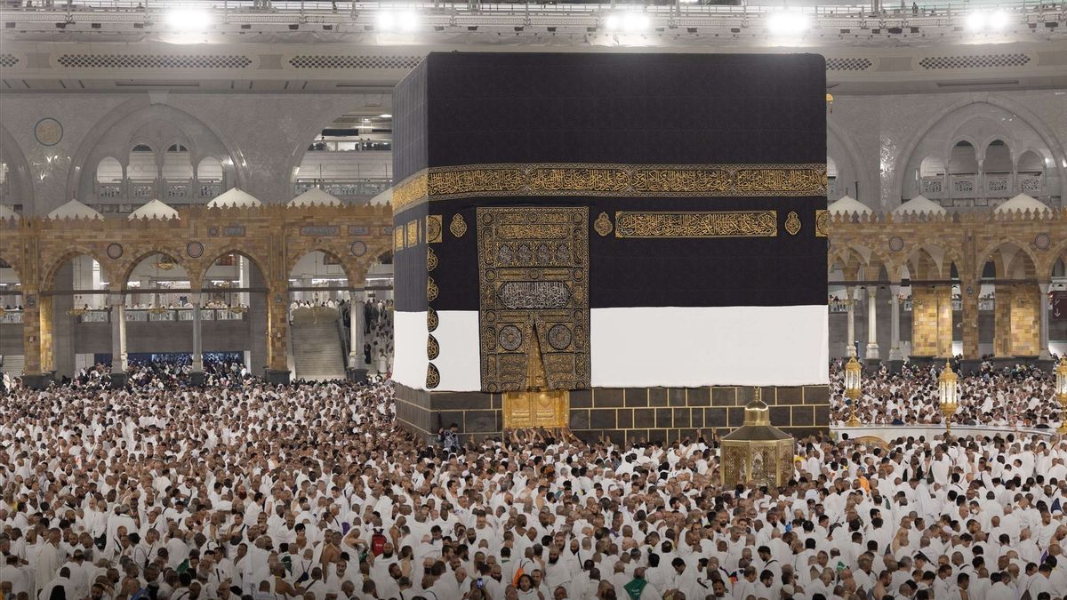 1,5 million de pèlerins de différentes parties du monde ont commencé aujourd'hui à la Mecque du Hajj