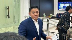 Seskab Teddy Singgung Pengamat Salah Data, Sebut 96 Juta Rakyat Percaya Prabowo