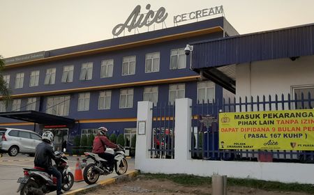 Buruh: Tidak Segila Itu Kami Menuntut Aice Gaji Rp11 Juta