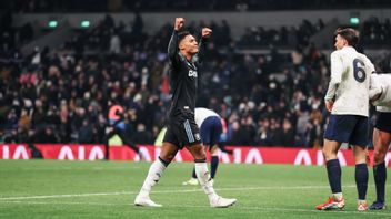 Aston Villa Singkirkan Tottenham di Piala FA, Thomas Frank Terancam