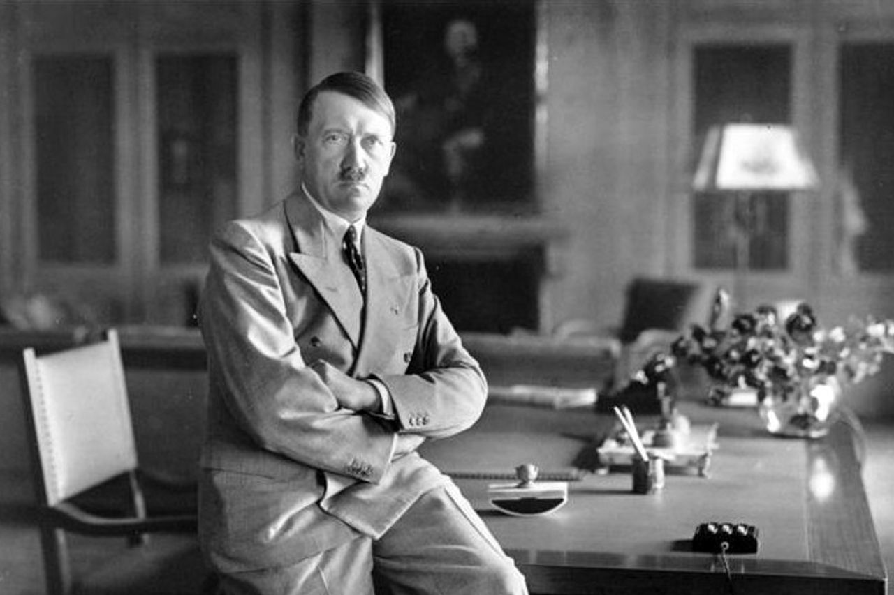 長いナイフの悲劇 政敵の虐殺を終わらせるアドルフ ヒトラーの陰謀