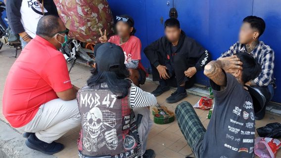 <i>Dear</i> Orang Tua, Belajar dari Temuan di Palu, Pertikaian Suami Istri Pemicu Anak <i>Nyetreet</i> Jadi Gelandangan