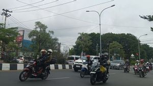 Ribuan Kendaraan Melintasi Jalur Arteri Cirebon Arah Jakarta