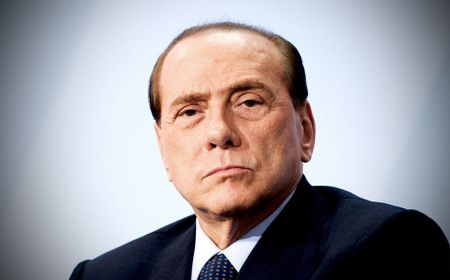 Kondisi Mantan PM Italia Silvio Berlusconi yang Terkena COVID-19 dan Pneumonia Ganda