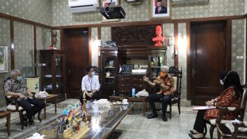 Governor Ganjar Supports Gibran To Fire Village Head, Transmitting Anti-Extortion Like Bobby-Hendi