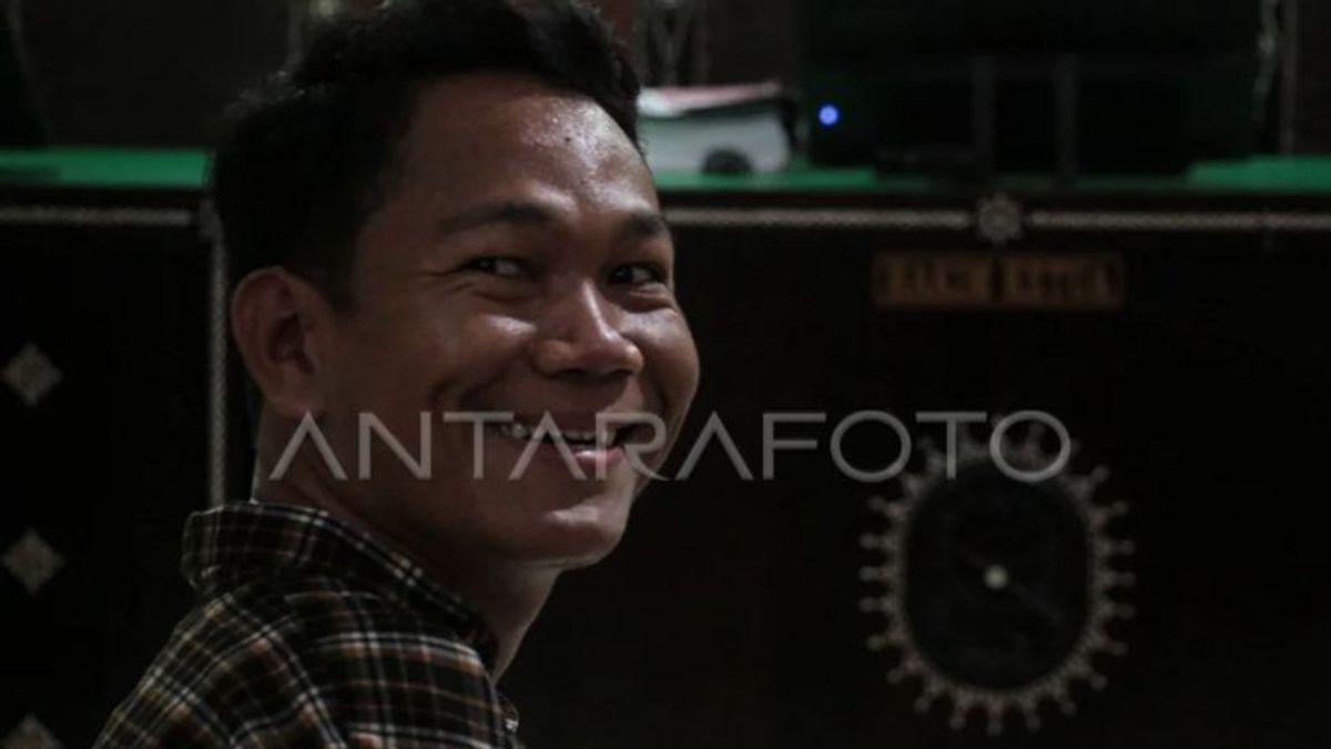 Agus Buntung因淫秽被判处12年徒刑