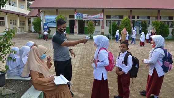 Satgas COVID: Indeks Kepatuhan Prokes di Lingkungan Sekolah Tinggi Capai 85,92 Persen