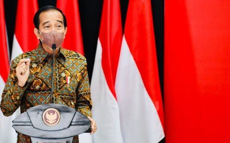 Jokowi: Budi Gunadi Sadikin Adalah Contoh Sarjana Teknik Fisika Nuklir Melesat Jadi Menkes