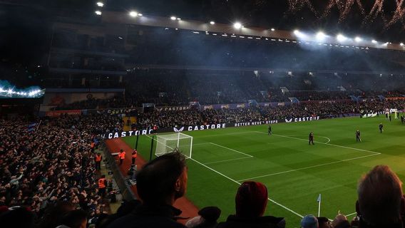 Aston Villa Setop Rencana Memperluas Villa Park