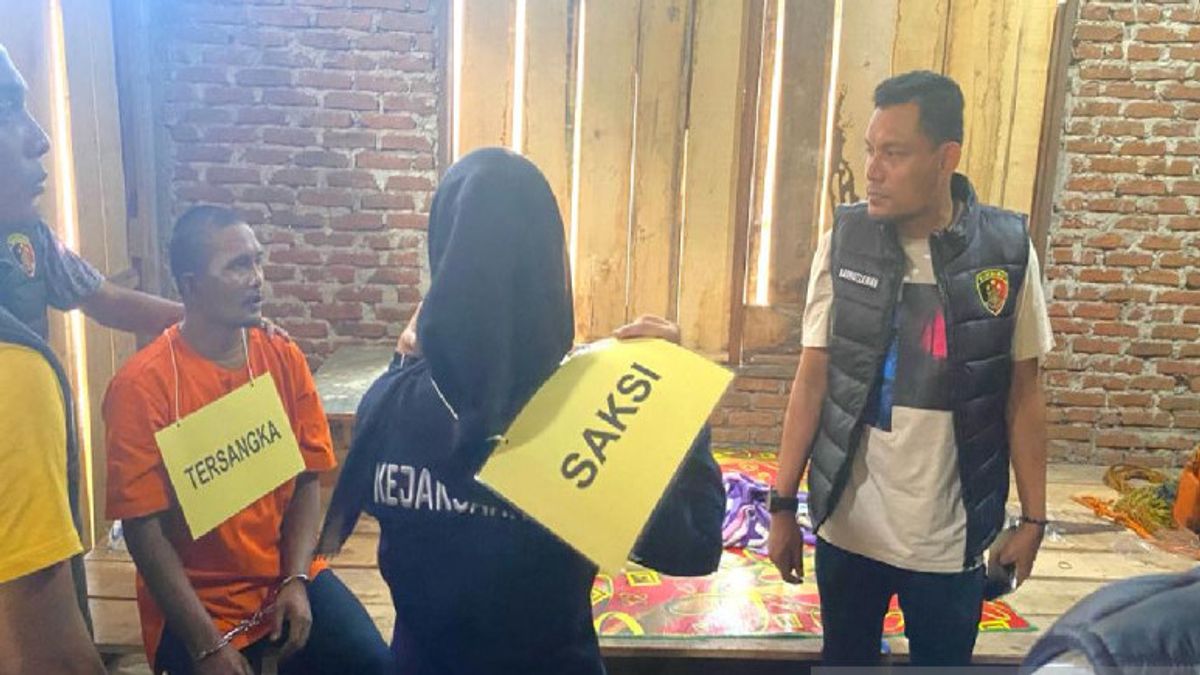 La police reconstruit le meurtre d’une femme dans un sac enfermé à Aceh