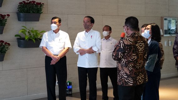 المنتج الرئيسي المطور العقاري المملوكة من قبل تكتل Trihatma هاليمان ملخص Serpong زاره الرئيس Jokowi
