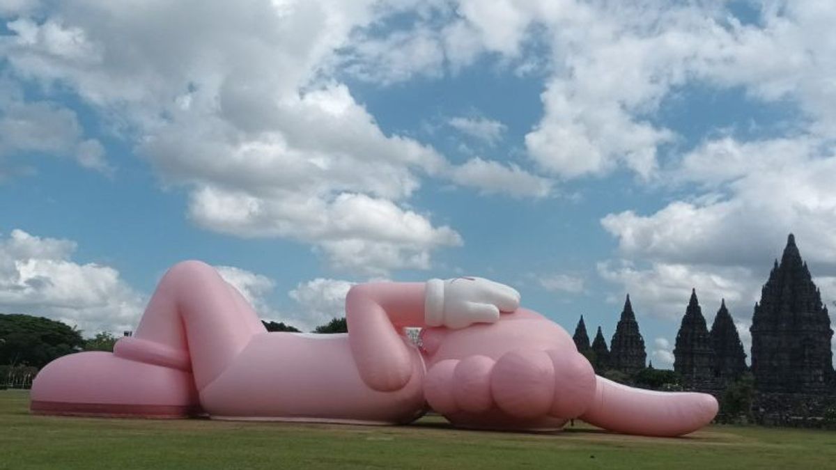 Contemporary Art Work 'KAWS:holIDAY' Decorates Prambanan Temple Set As A Tourist Destination