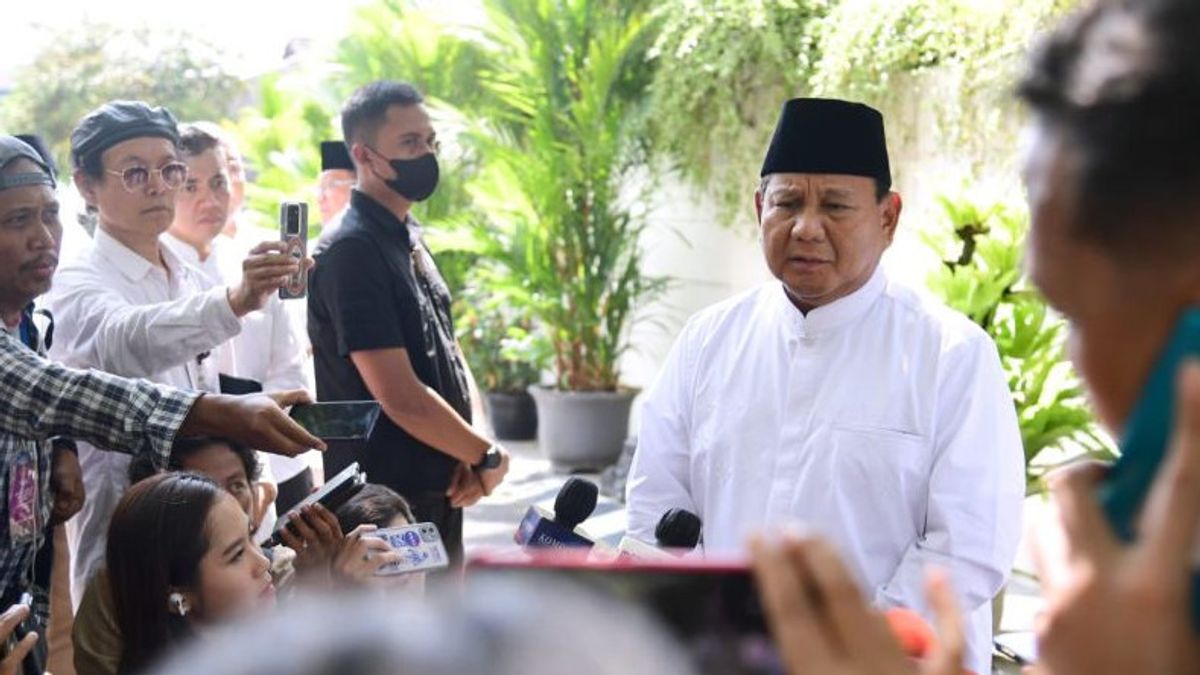 Prabowo And Jokowi's Meeting In Solo Is Not Too Much About Political Problems