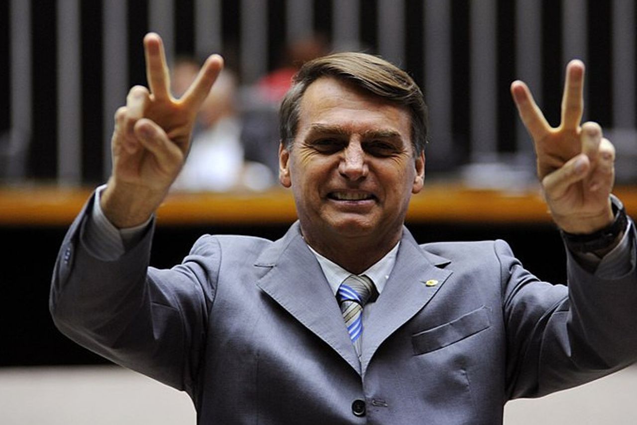 Jair Bolsonaro, le président brésilien qui aime faire tourner les terres indigènes