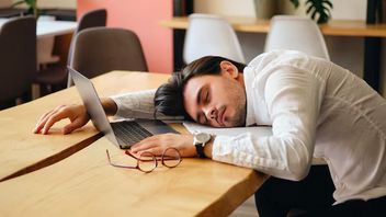 体に最も健康的な昼寝の持続時間は1時間以下です!