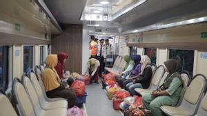 Petani-Pedagang Sudah Bisa Naik Kereta Khusus, Tarif Cuma Rp3.000