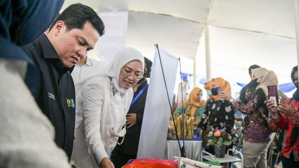 Titled The SOE Cheap Market In Purwakarta, Erick Thohir: Light The People's Load
