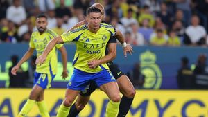 Combeback Telat Al Ittihad atas Al Nassr Bawa Lebih Dekat ke Gelar Liga Pro Arab Saudi