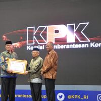 Ma'ruf Amin Minta Pemerintah dan KPK Tetap Optimis Memberantas Korupsi