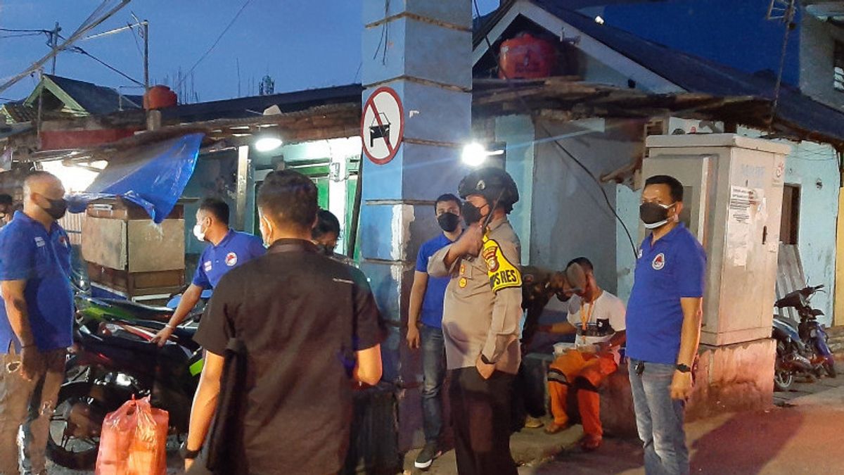 15 الجهات الفاعلة المشاجرة في سوق Setiabudi Mangosteen القبض، اعتقال يزعم بسبب المفرقعات النارية