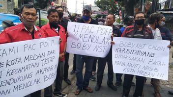 Line Of Chairman Of The PAC PDIP Medan Pro Akhyar Nasution Fired