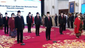 Jokowi Lantik 12 Duta Besar LBBP RI, Ada 2 Politikus PDIP