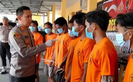 Polisi Tangkap 12 Pencuri 6,5 Ton Sawit di Kotawaringin Barat