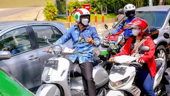 Even Though It's Still Cloudy Without Udan, Surabaya Walkot Eri Cahyadi Gaspol Checks The City To Anticipate Floods