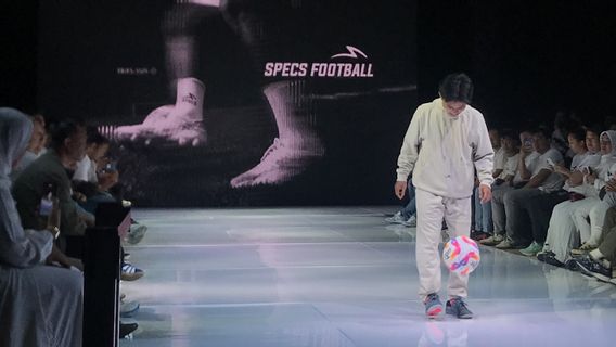 2025年シーズンの最新コレクションを発売するスペックは、フットサルとインドネシアサッカーへのサポートを確認します