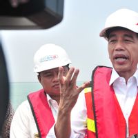 Resmikan Ekspor Perdana di Patimban, Jokowi: Pelabuhan Ini Bantu Kurangi Kemacetan di Bekasi-Jakarta