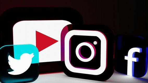 ギリシャ、ソーシャルメディアの匿名性の禁止を検討