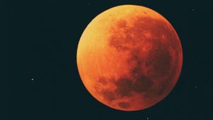 Gerhana Bulan Total Muncul di Indonesia Hari Ini, Catat Waktunya! 