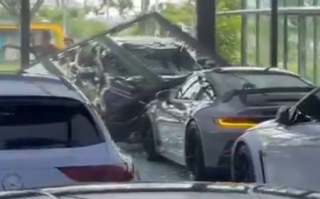 Pengemudi Xpander Siap Ganti Rugi Kerusakan Showroom Porsche PIK 2 Sebesar Rp5,7 Miliar