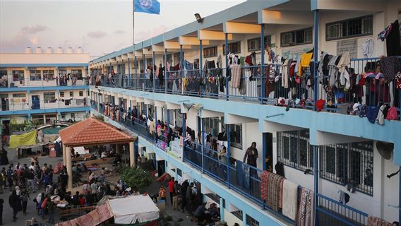 イスラエルによる学校閉鎖により教育を受ける権利を失った800人の子どもたち