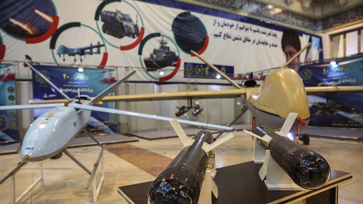 西方谴责德黑兰无人机运往俄罗斯进行乌克兰战争，军事参谋长称赞伊朗无人机的准确性