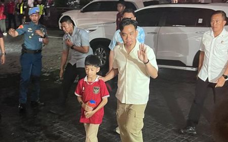 Bareng Jan Ethes, Wapres Gibran Tonton Timnas Indonesia Lawan Jepang di GBK