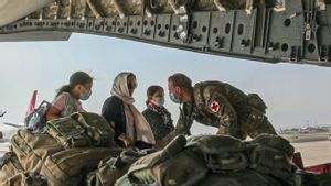 Sebut Bom Bunuh Diri Kabul Tindakan Barbar, PM Inggris: Evakuasi akan Kita Selesaikan, Tinggal Beberapa Jam