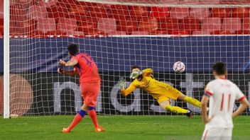 Olivier Giroud Borong Empat Gol saat Chelsea Cukur Sevilla 4-0