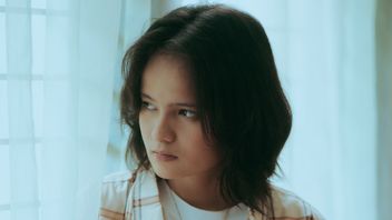 印尼：Mesa Hira的诗意回忆录通过周日单曲传递给父亲