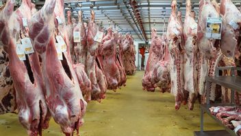 中国暂停牛肉进口，并要求立陶宛从台湾大使馆的错误中吸取教训？