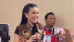 Bikin Sendiri, Nikita Mirzani Siapkan 20 Halaman Nota Pembelaan di Sidang Hari Ini