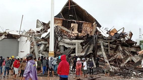 Gempa Bumi Mamuju dan Majene, 872 Orang Jadi Korban