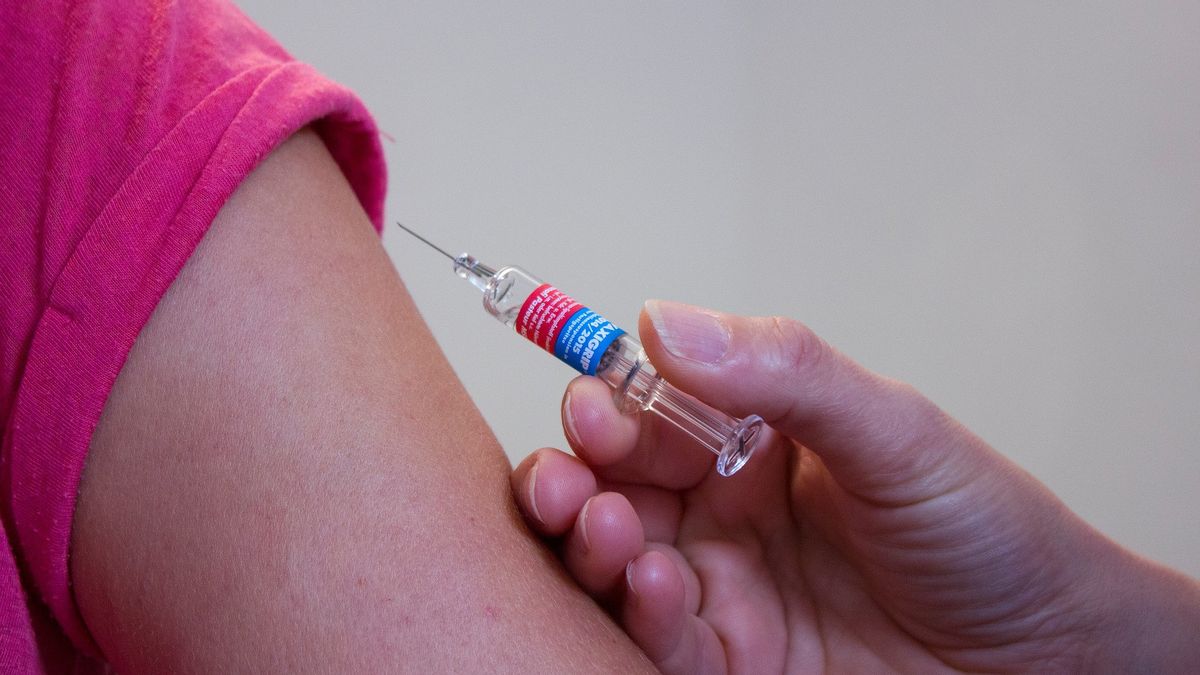 Approve Child Vaccine, 5 Brazilian Officials Threatened With Murder