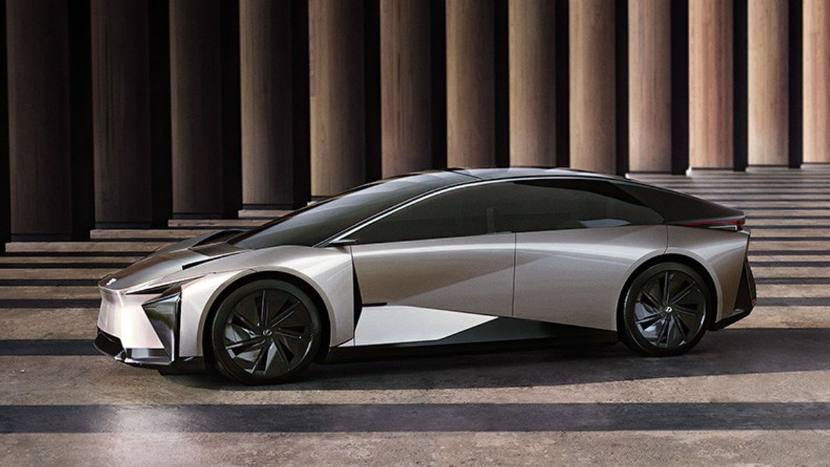 Lexus Considers Building Its Own Electric Vehicle Charging Network In Japan
