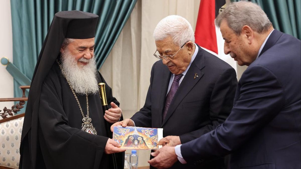 Palestinian President Mahmoud Abbas Receives Invitation To Attend Christmas Eve Mass In Bethlehem