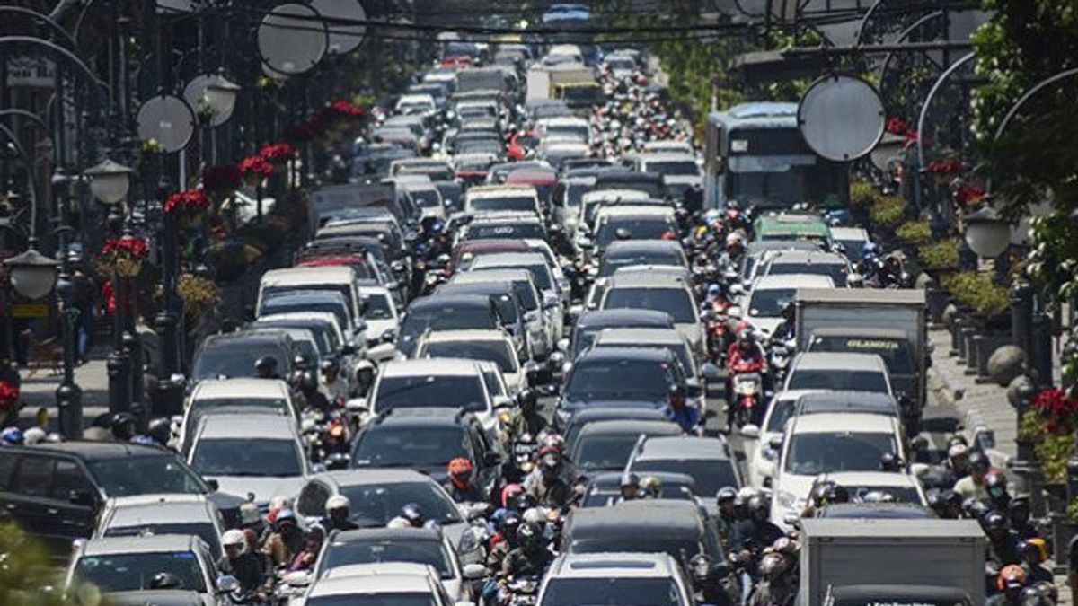 交通渋滞でも驚かないでください、バンドンの車両は220万台で、総人口とほぼ同じです